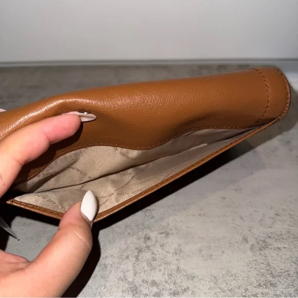 Michael Kors Kinsley Brown Carryall Wallet - Picture 3 of 7